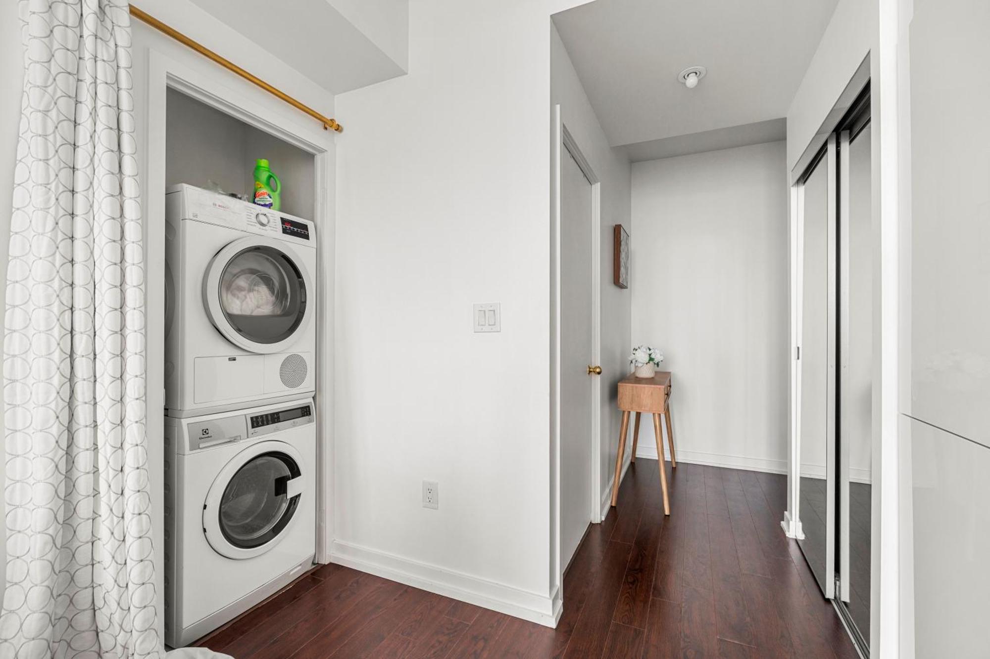 Globalstay Elegant Downtown Apartments Toronto Exterior foto